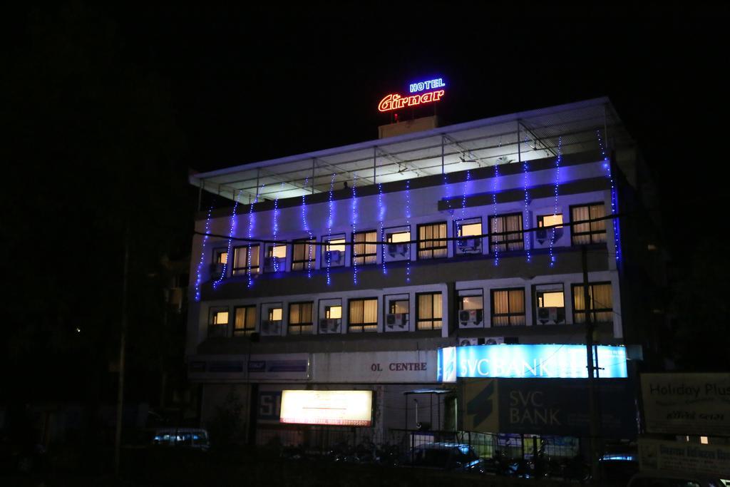 Hotel Girnar Aurangabad  Eksteriør billede
