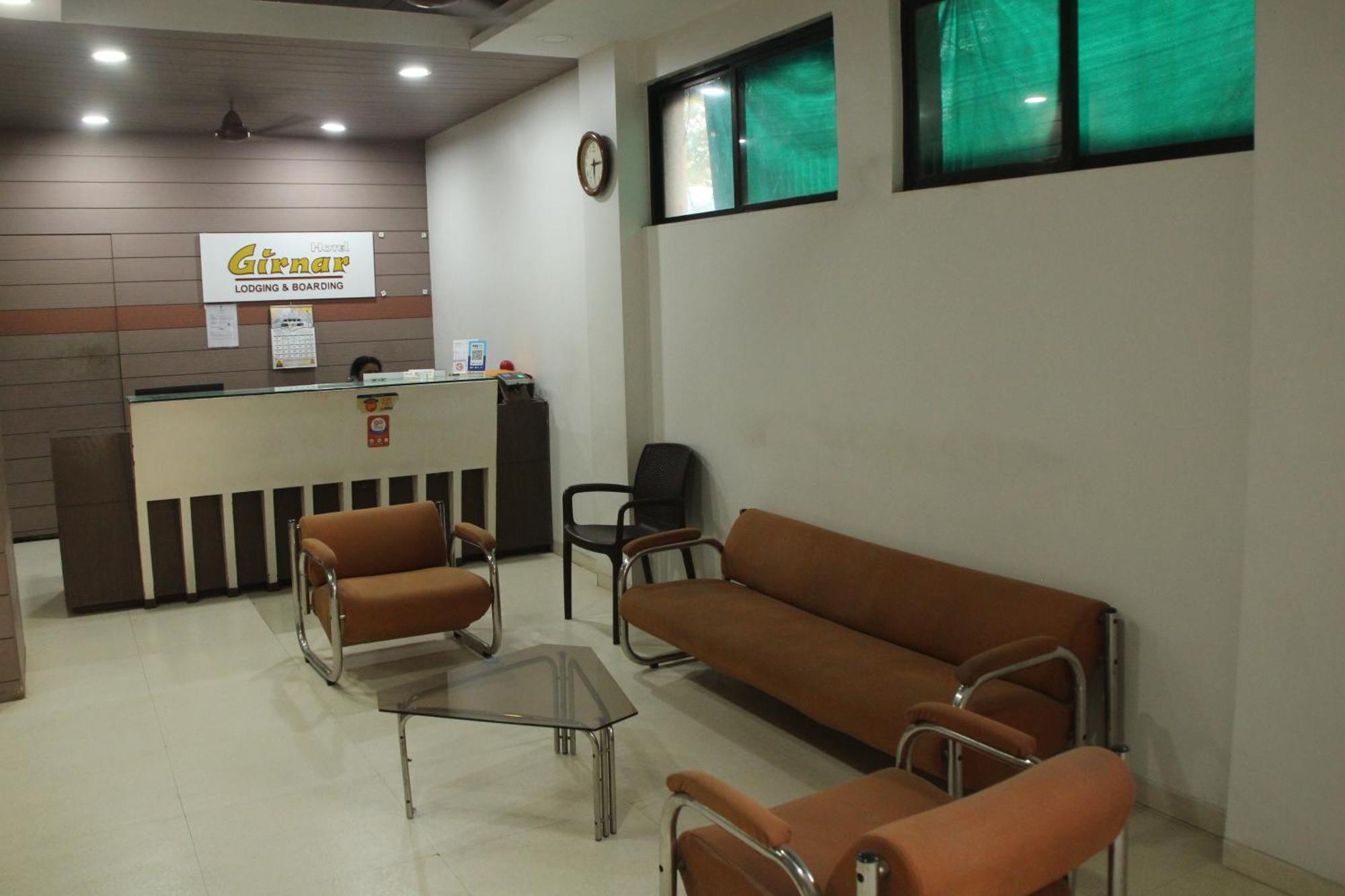 Hotel Girnar Aurangabad  Eksteriør billede