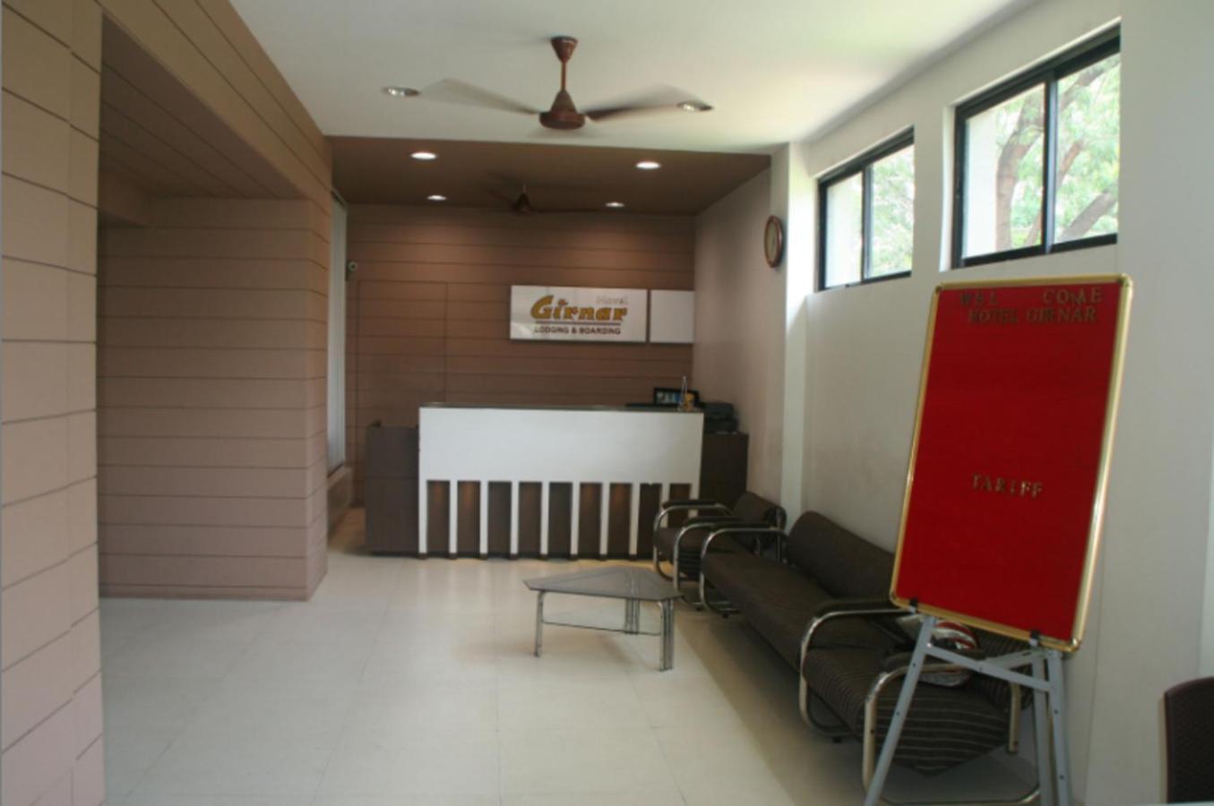 Hotel Girnar Aurangabad  Eksteriør billede